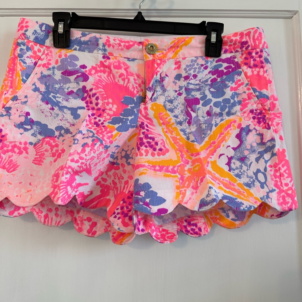 Lilly Pulitzer scalloped buttercup shorts